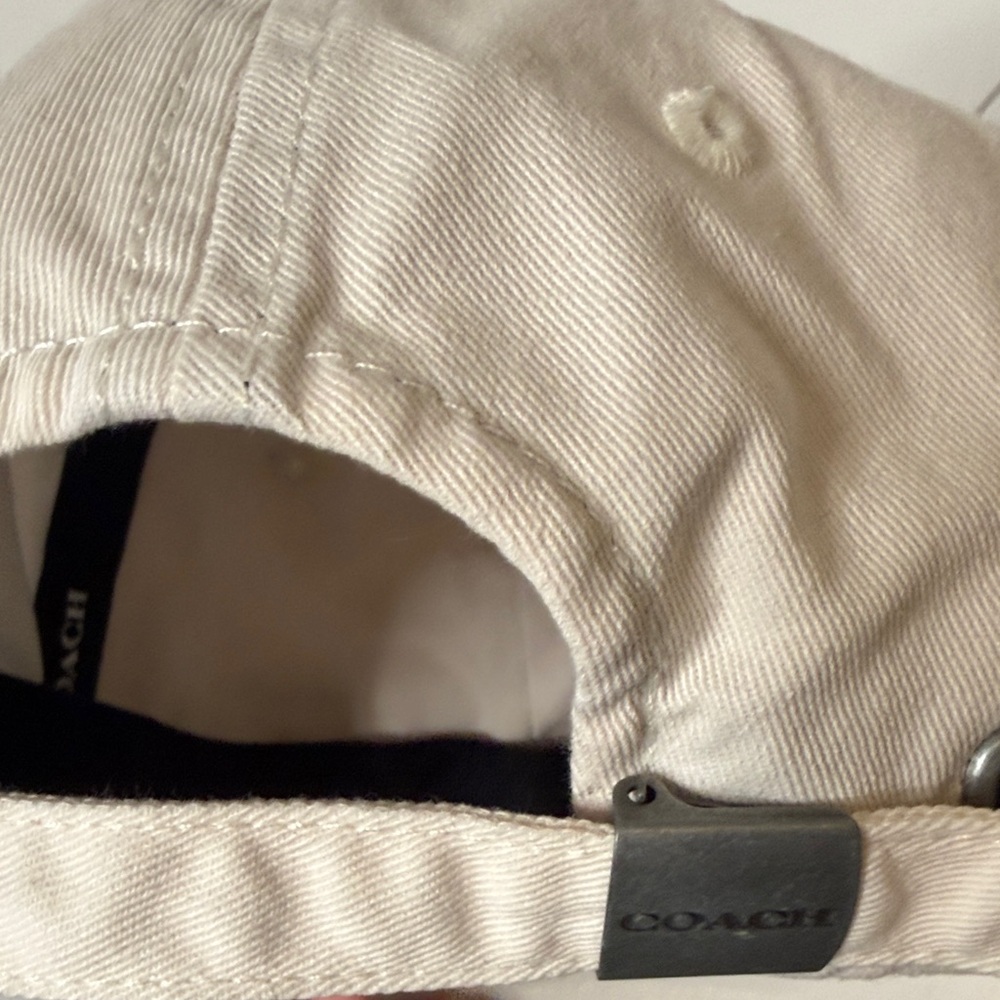 Coach Cream Embroidered Logo Baseball Cap - Picture 6 of 11